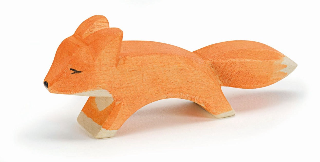 Ostheimer Fuchs klein laufend – Handgefertigtes Holzspielzeug