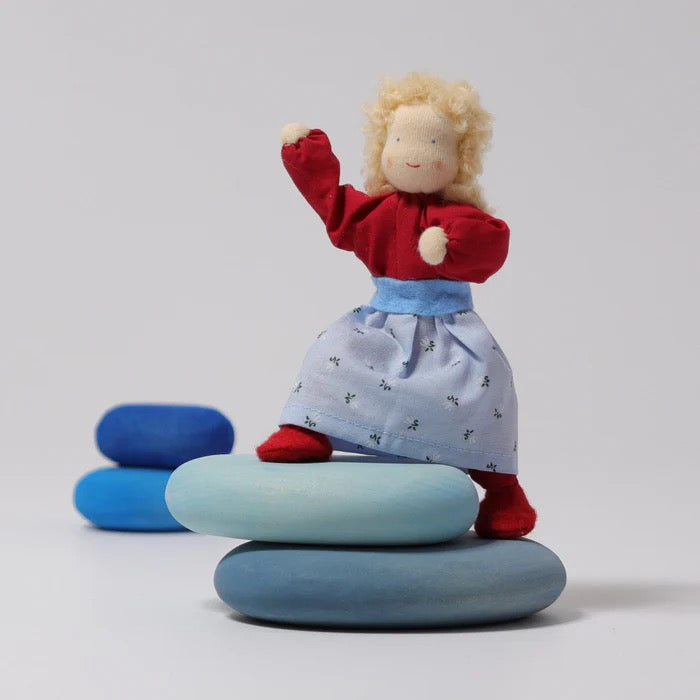 Grimms Biegepüppchen Frau Linde – Handgefertigte Waldorfpuppe