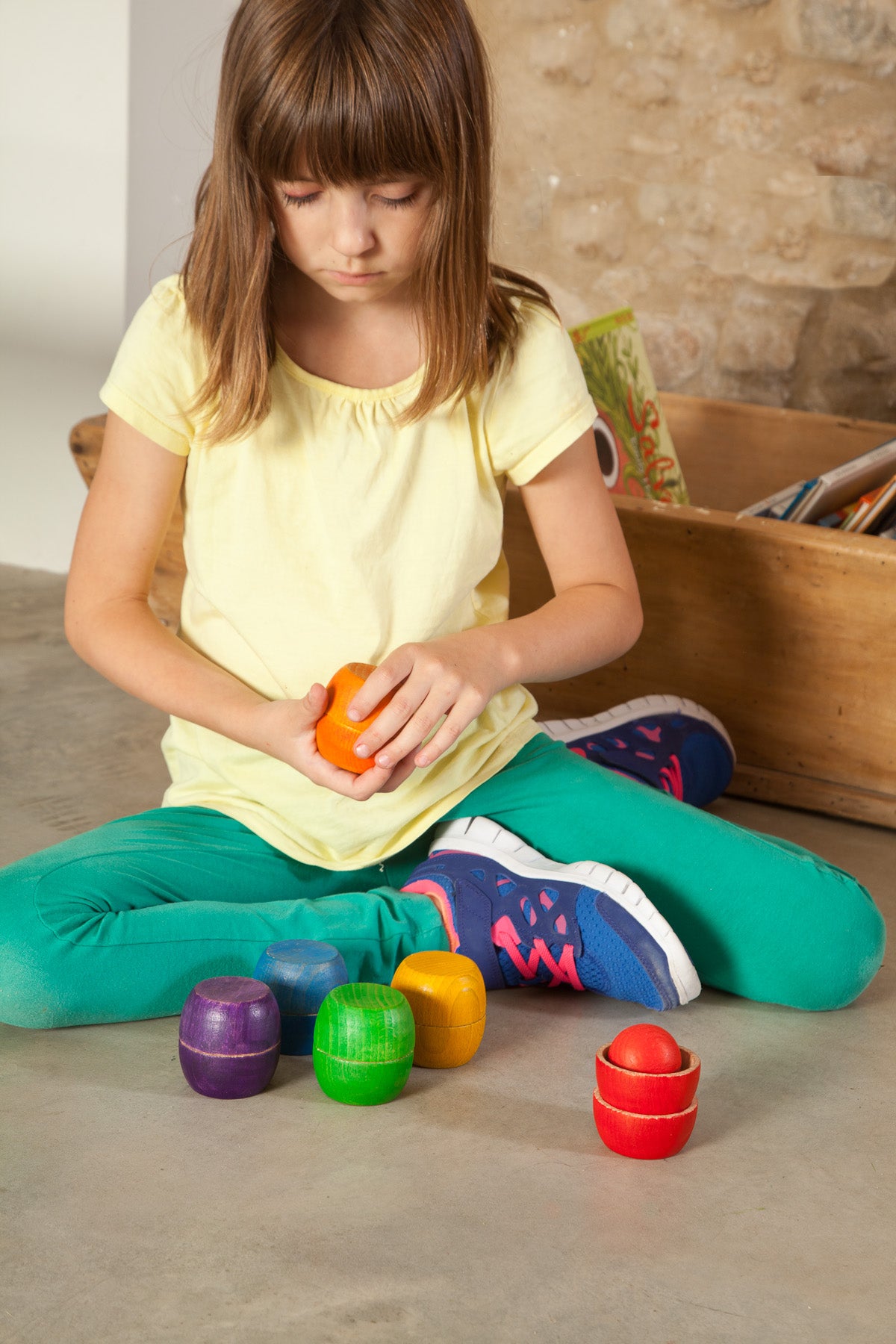 15-105 - Grapat Bowls & Balls – Bunte Schalen & Kugeln Holzspielzeug