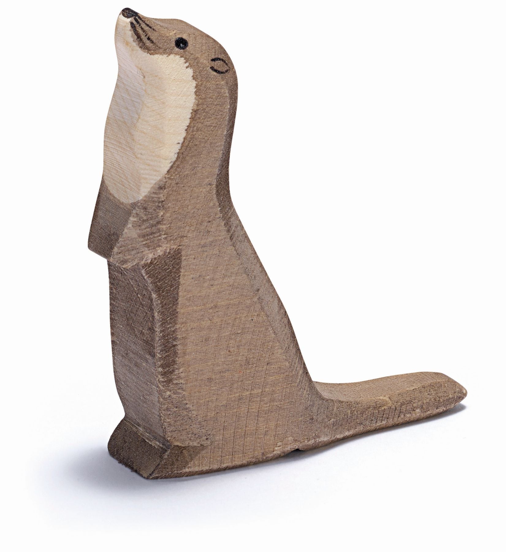 Ostheimer Seeotter stehend – Handgefertigte Holzfigur aus Ahornholz