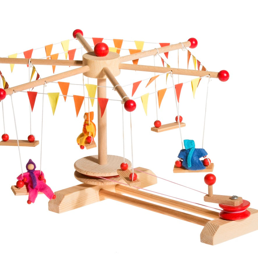 Kettenkarussell Bausatz mit 3 Püppchen – Holzspielzeug ab 6 Jahren