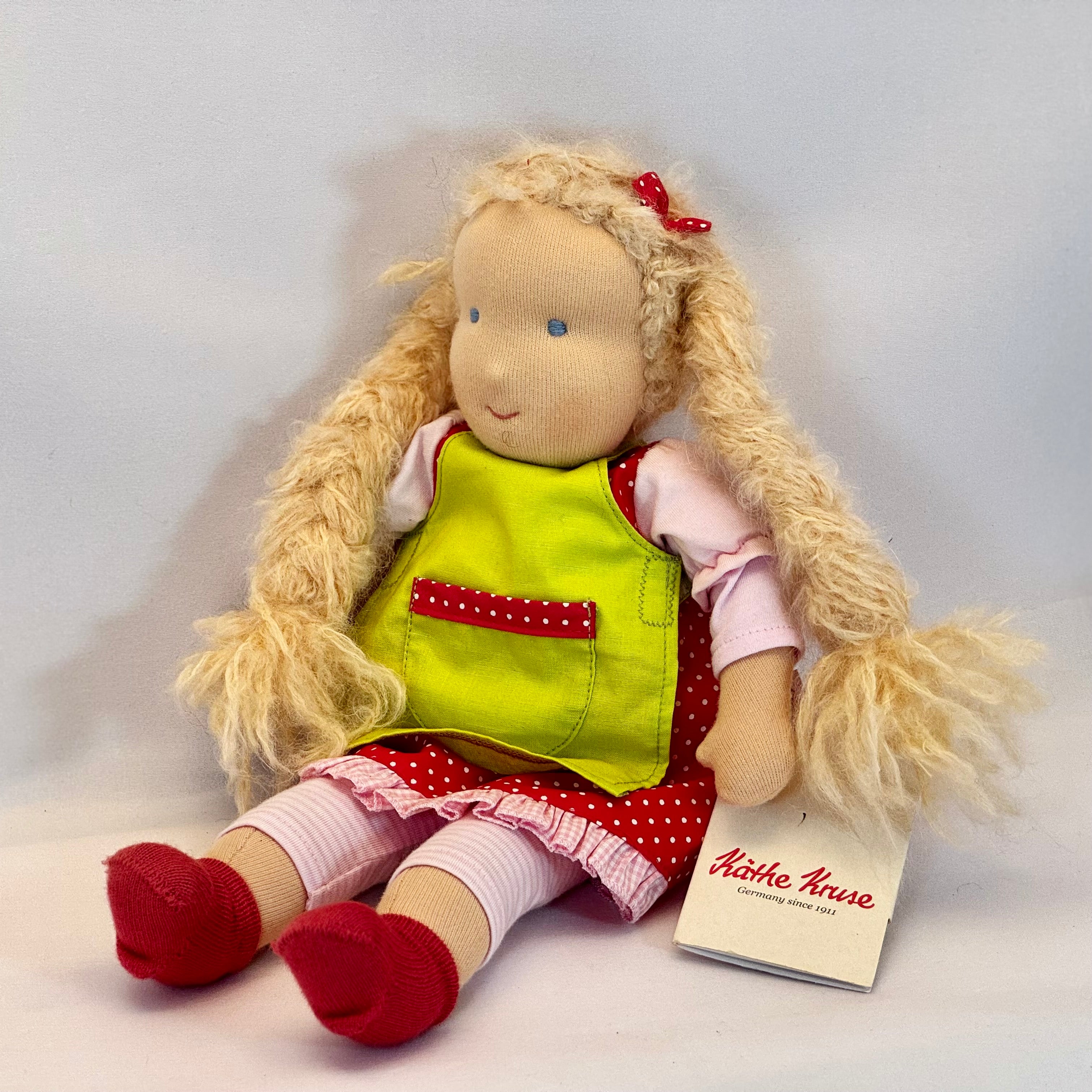 Käthe Kruse Waldorfpuppe Amelie – Handgemachte Naturpuppe kaufen