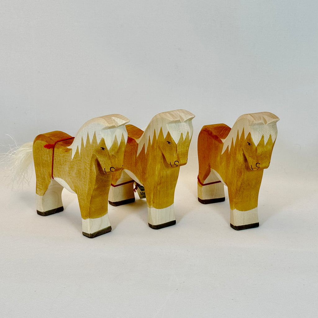 Ostheimer Haflinger Holzpferd – Handgefertigtes Spielzeug-Ostheimer-Zwergenladen